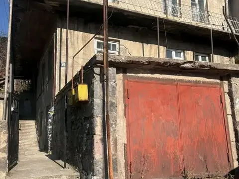 2-этажный дом на продажу, Ванадзор, Сароян 21